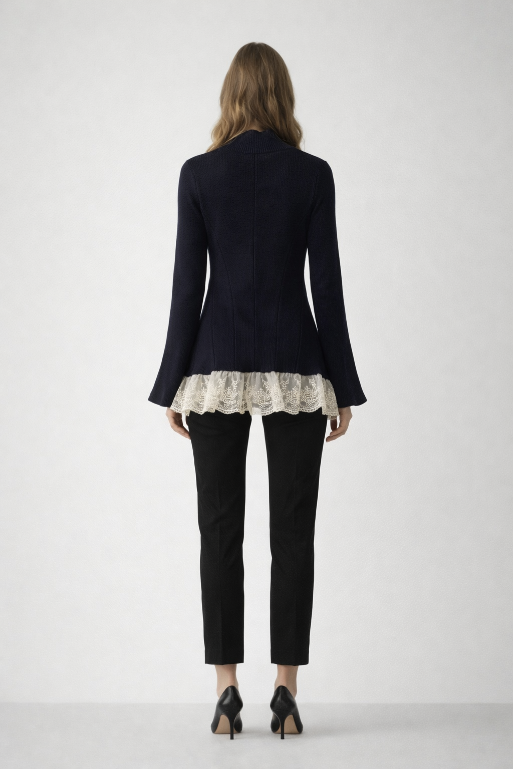 Dantel Detaylı Triko Hırka