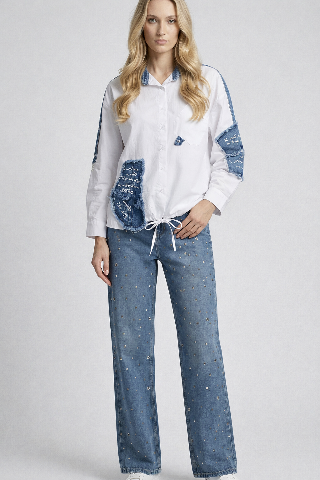 Kot Detaylı Beyaz Gömlek