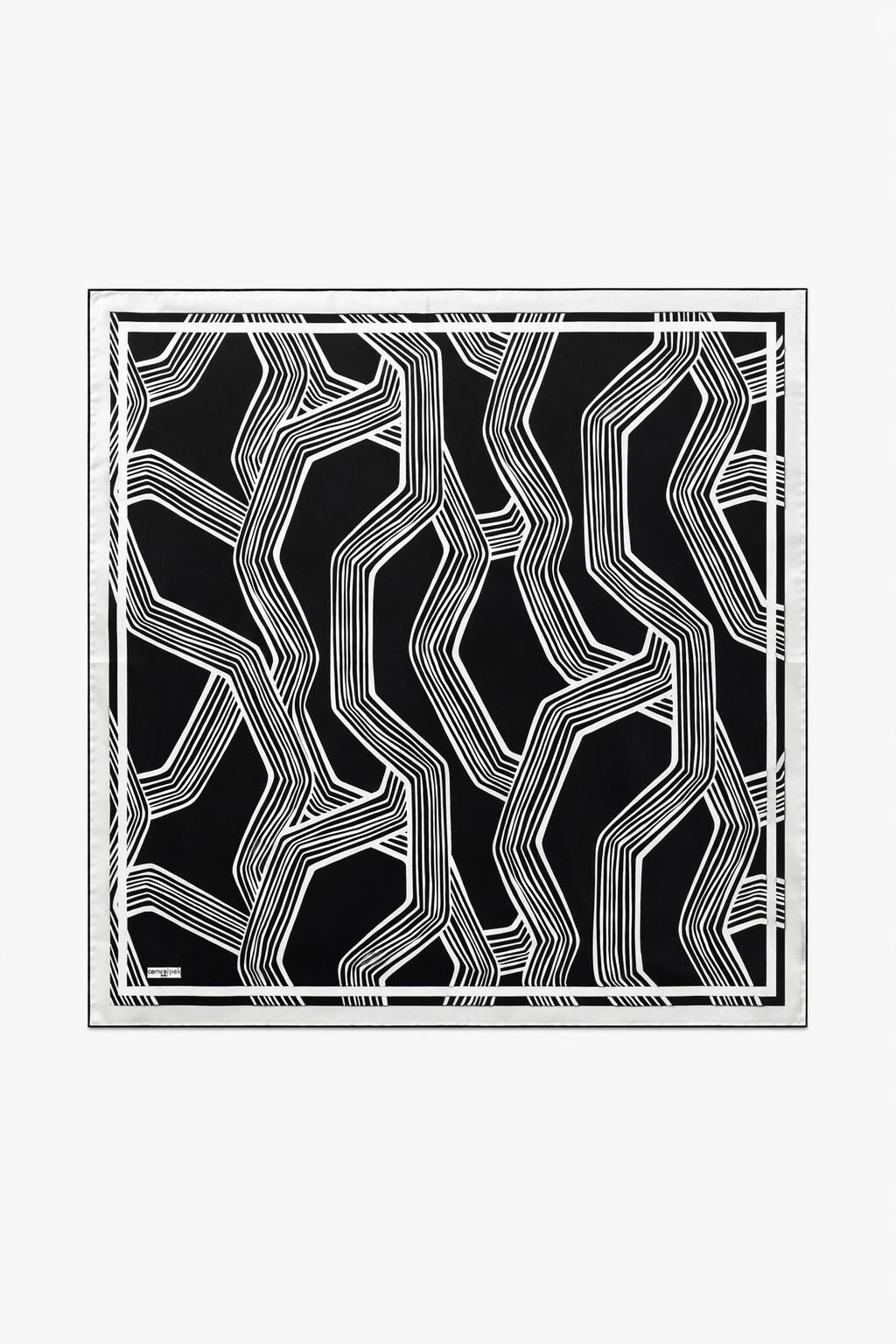 Siyah Beyaz Akışkan Geometrik Desenli Modern Eşarp