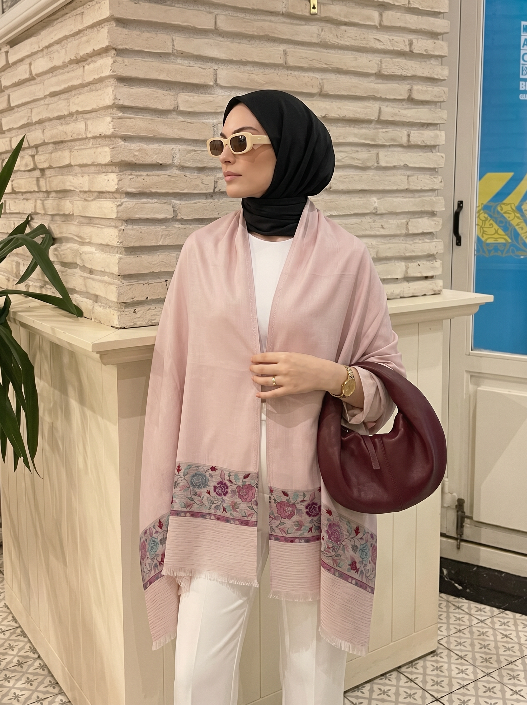 Pudra Çiçek Desen Detaylı Modal Şal