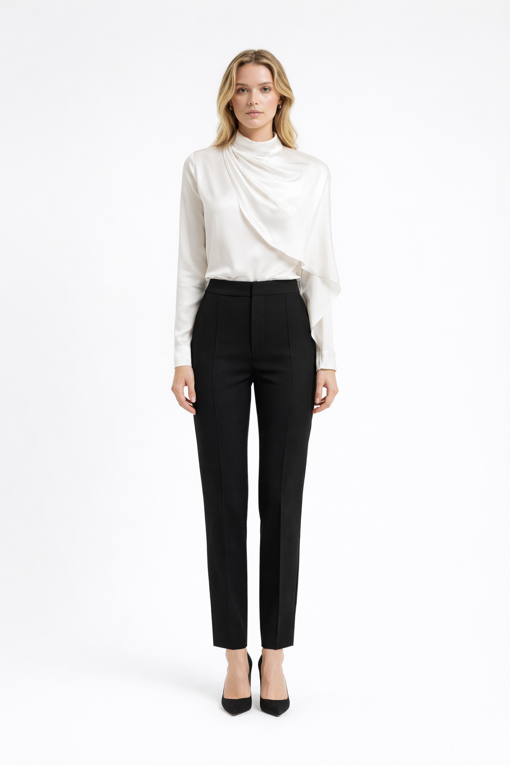 Beyaz Şal Detaylı Bluz