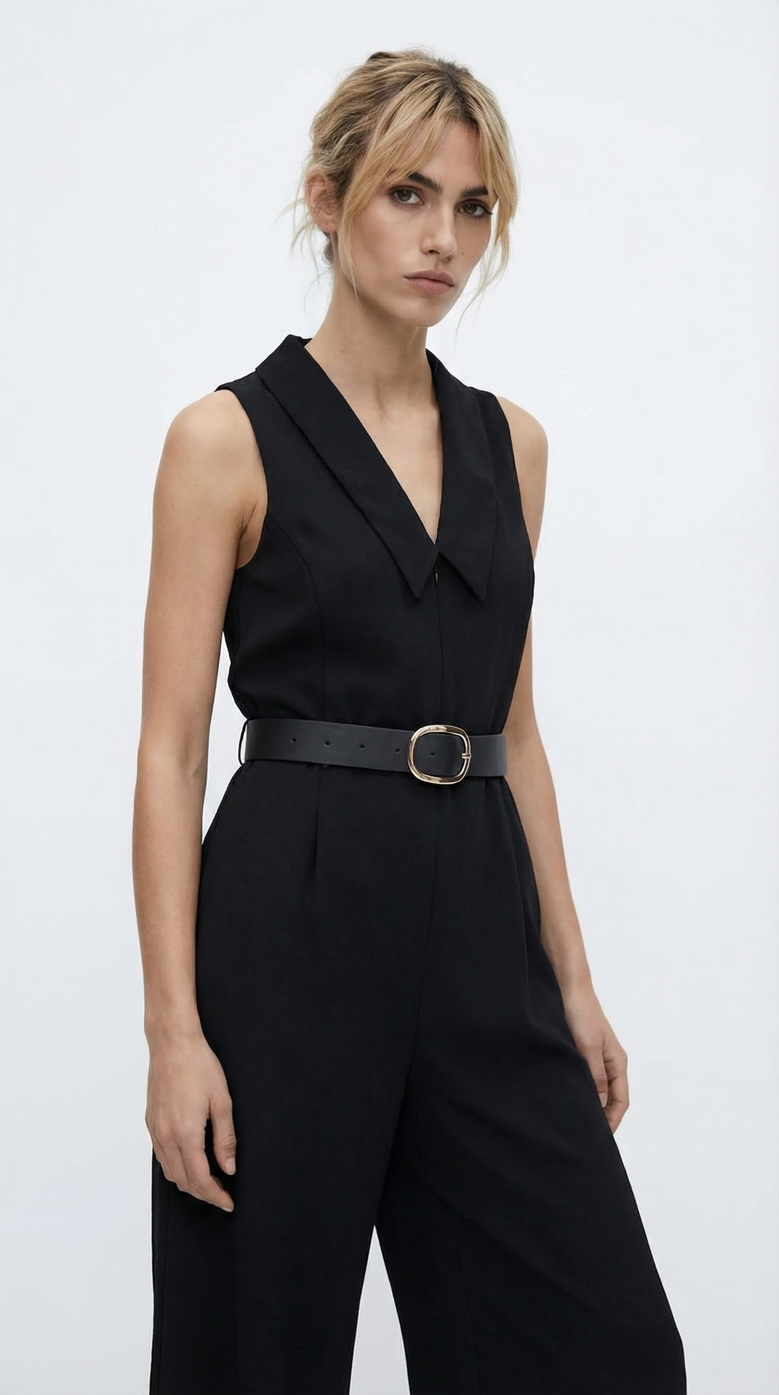 Kemer Detaylı Siyah Tulum