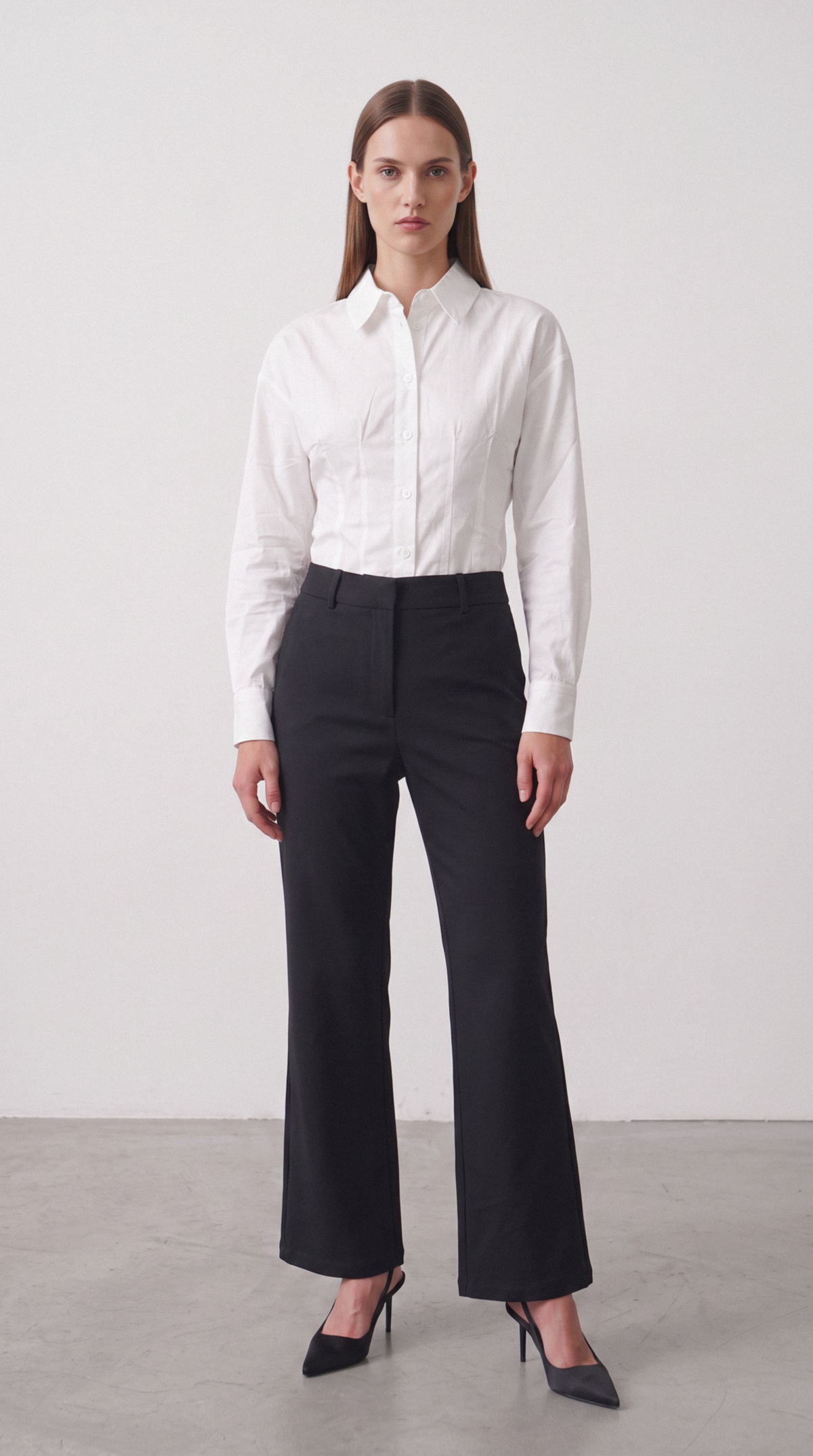 Beyaz Pens Detaylı Fitted Poplin Gömlek