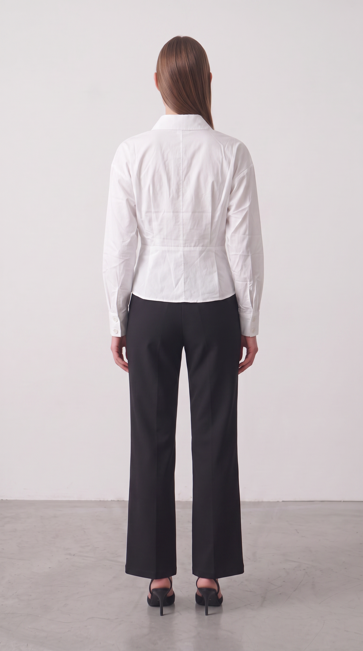 Beyaz Pens Detaylı Fitted Poplin Gömlek